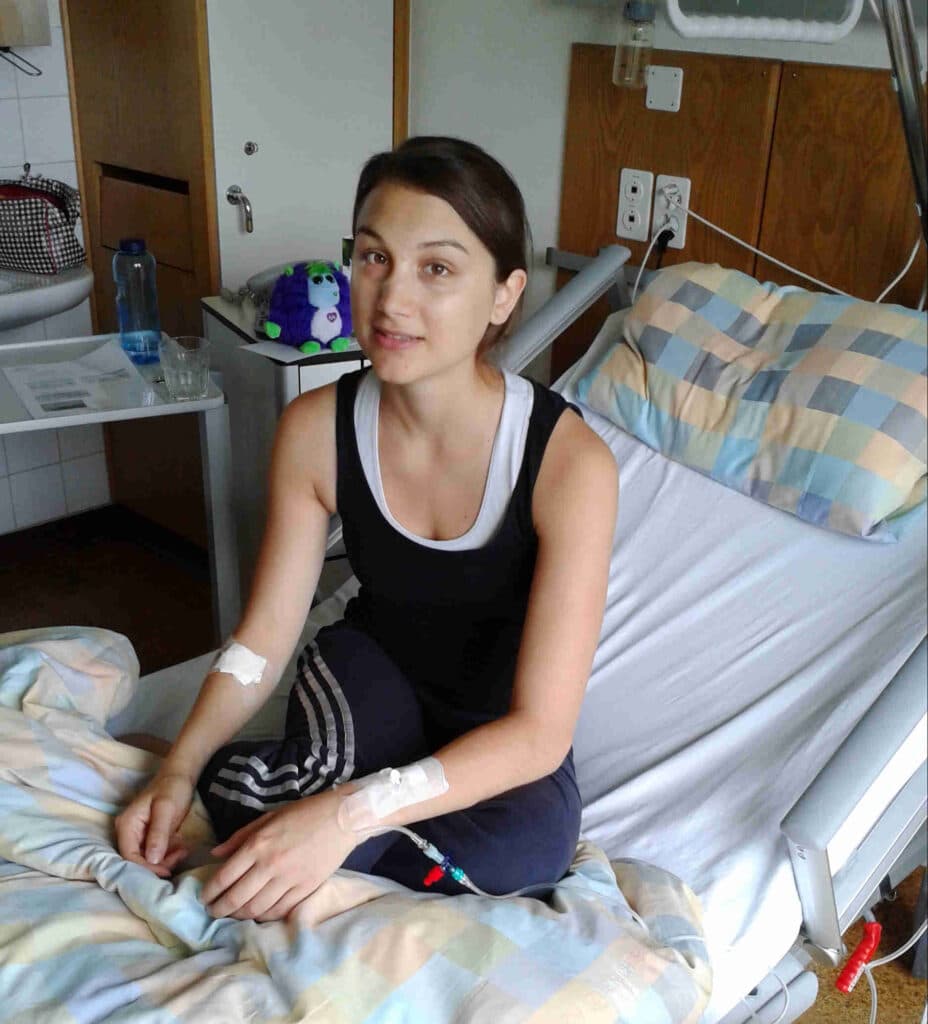 Fabienne après le don de moelle osseuse à l'hôpital universitaire de Zurich